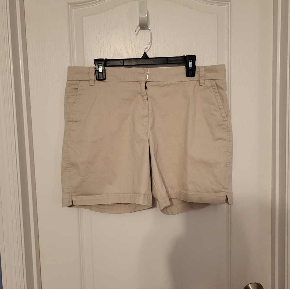 Crown & Ivy Caroline Shorts